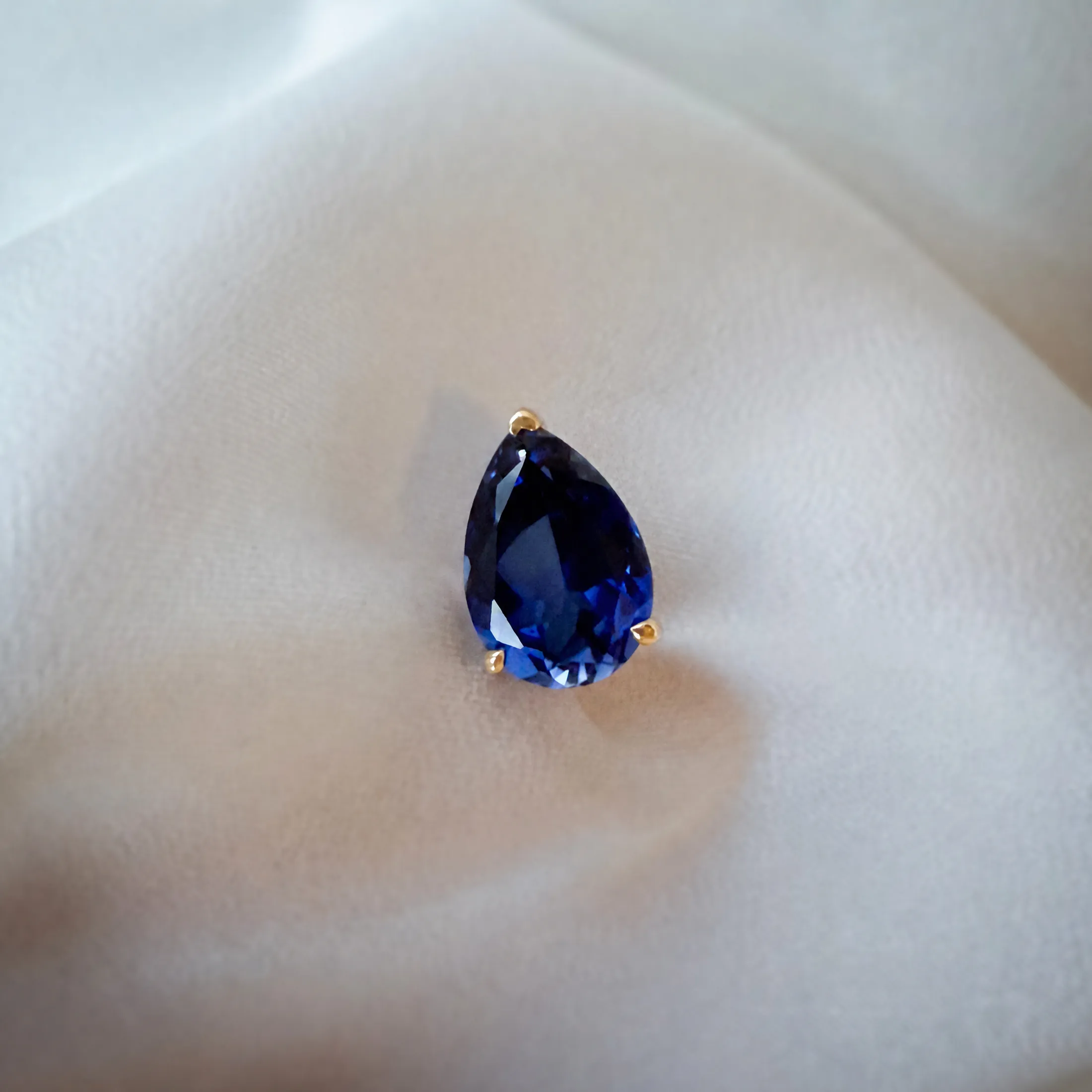 Blue Sapphire Pendant